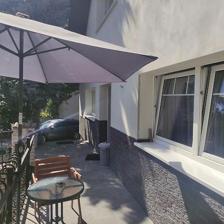 Cozy Gardens Apartments In Прага Екстериор снимка