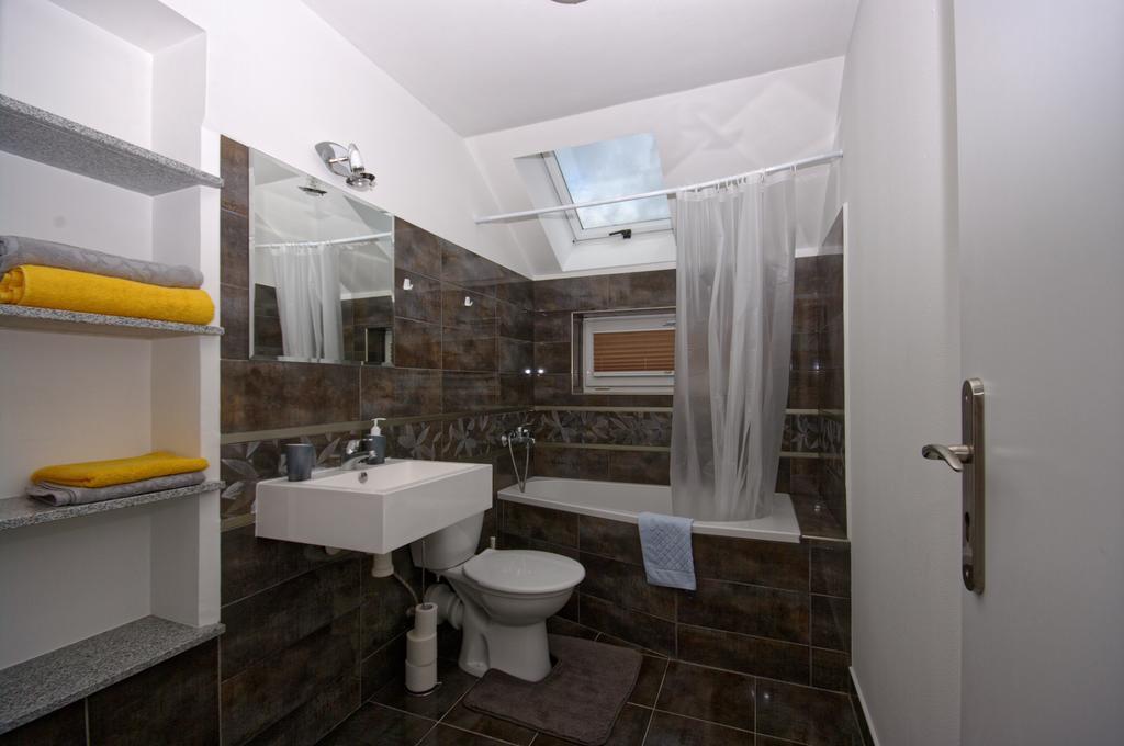 Cozy Gardens Apartments In Прага Екстериор снимка
