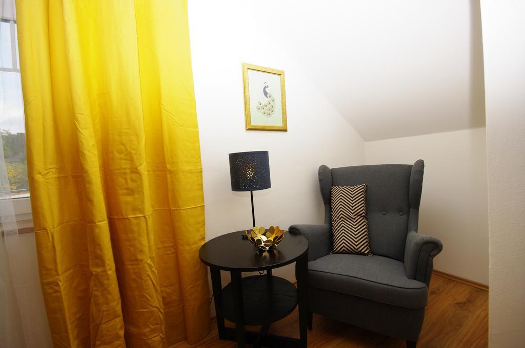 Cozy Gardens Apartments In Прага Екстериор снимка